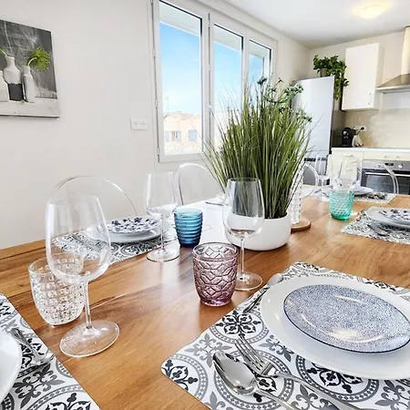 Eurexpo 3ch Apartment Bron