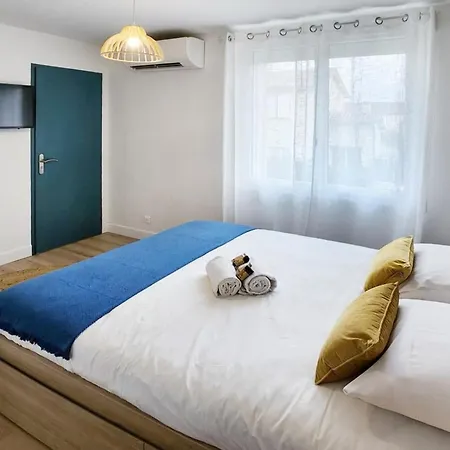 Eurexpo 3ch Apartment